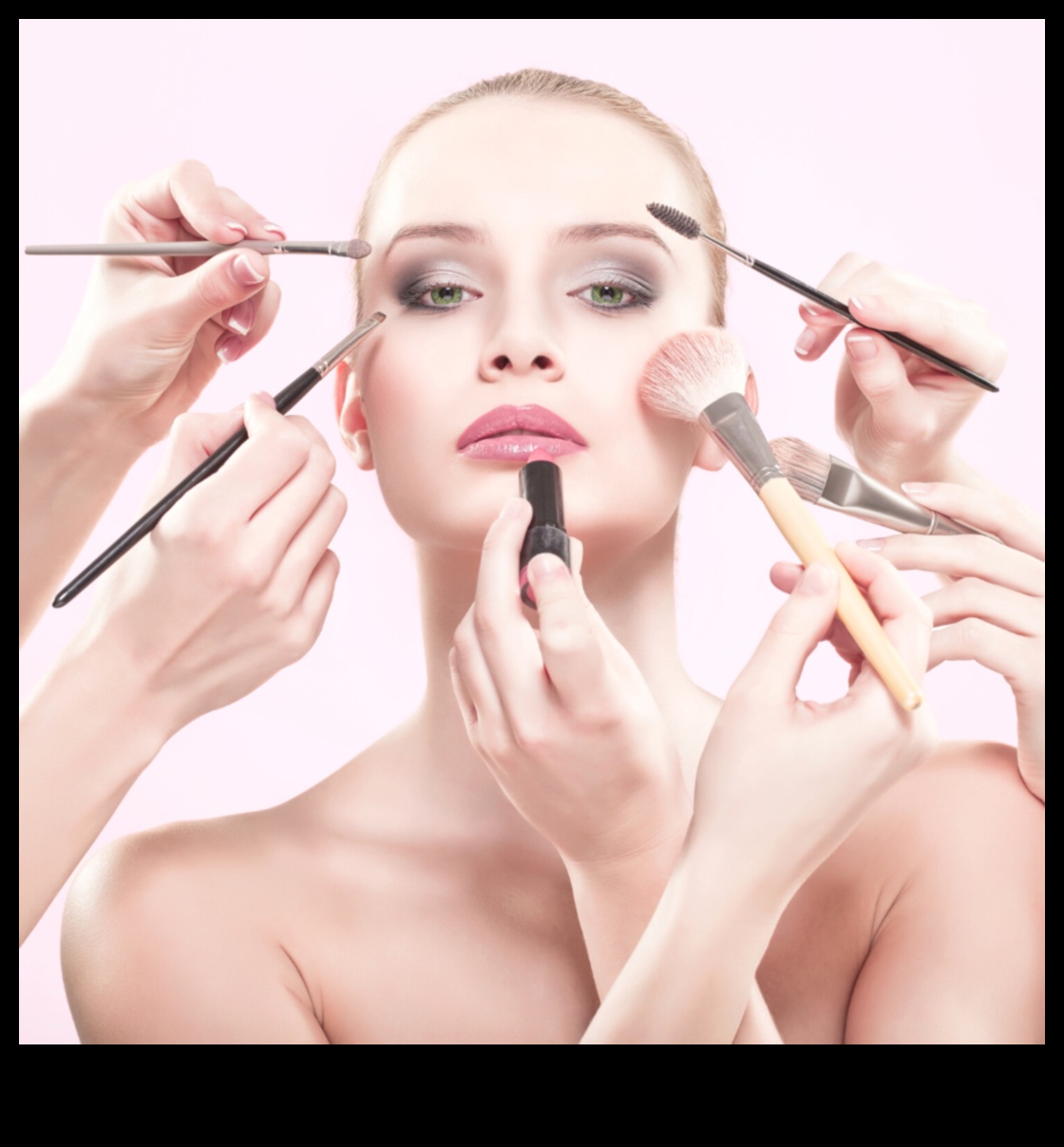 Η επίδραση του φυσικού μακιγιάζ στην αυτοπεποίθησή σας: Ακτινοβολώντας αυτοπεποίθηση