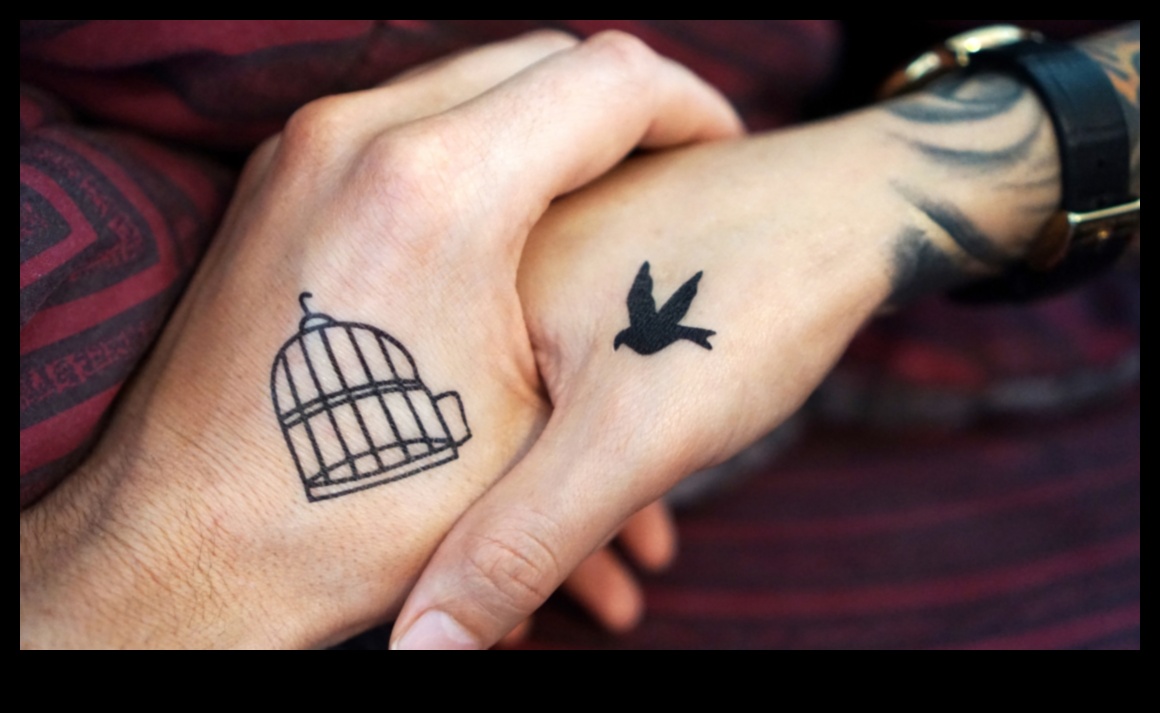 Συμβολικοί δεσμοί: Τατουάζ ζευγαριού που γιορτάζουν την άθραυστη ουσία της αιώνιας αγάπης